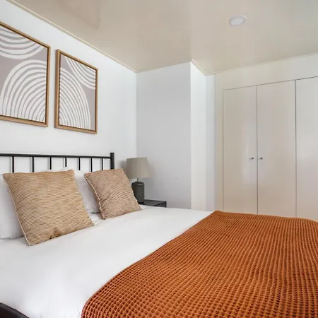 Blueground Paseo De Gracia Furnished Bcn-95 Lägenhet *